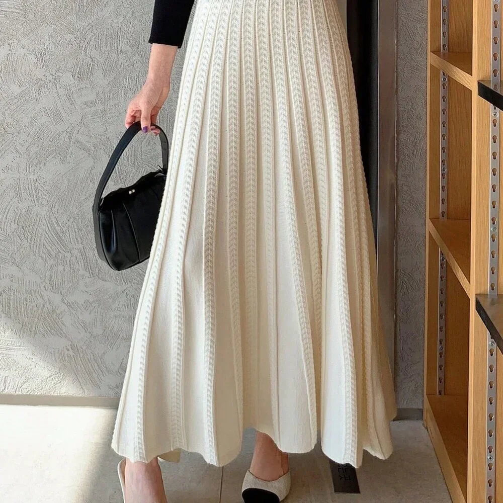 Apricot Casual Women's High Waist Pleated Skirt